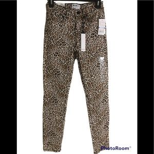 Size 25 leopard jegging